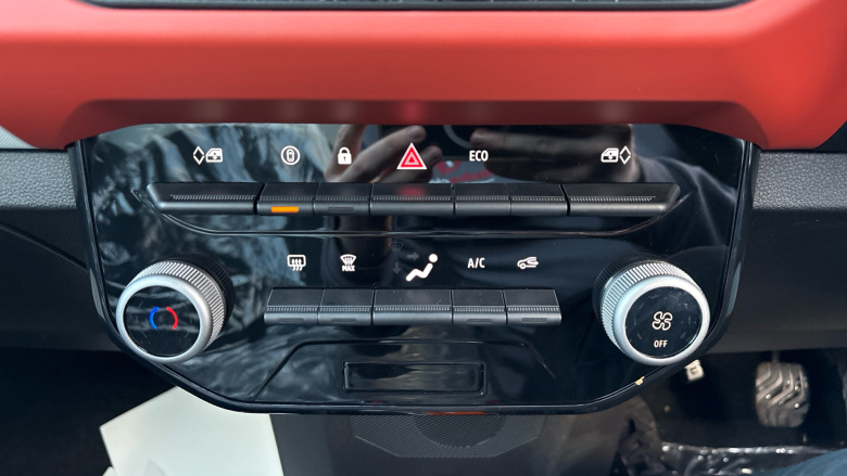 Dacia Spring 27kWh Expression 65 48kW 5dr Auto Electric Hatchback